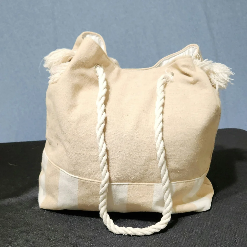 Robin Ruth tote bag - Picture 2 of 9